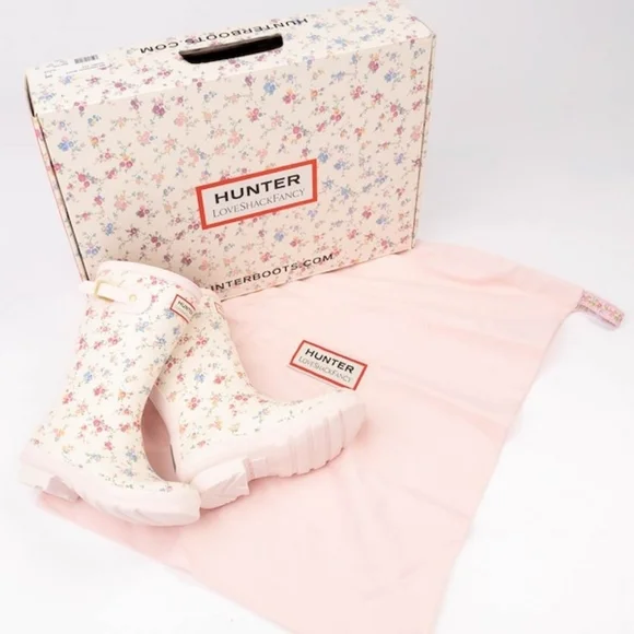 👢🌸 Hunter x LoveShackFancy Tall Rain Boot Confetti 👢🌸 - Picture 2 of 7